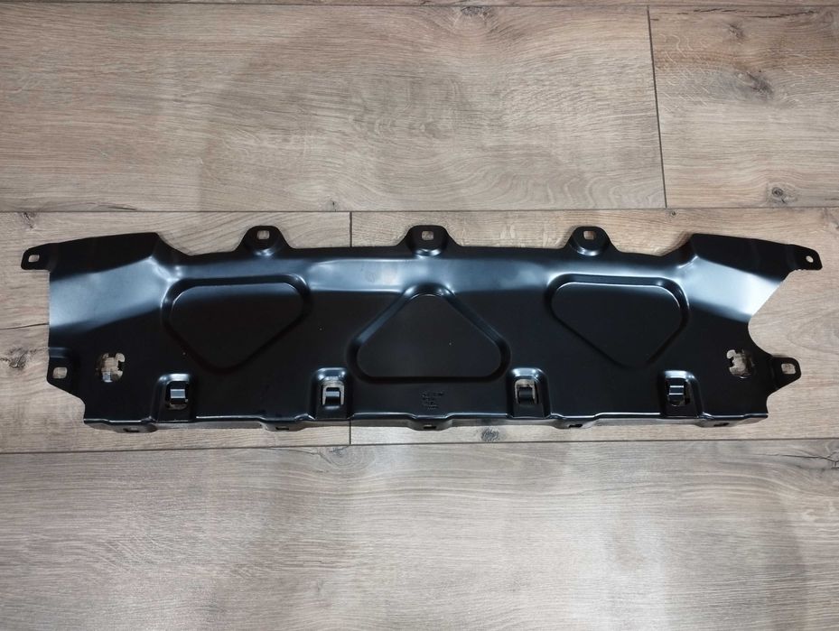 BMW X5 G05 X6 G06 X7 G07 Верхняя передняя панель 51647421711 кронштейн