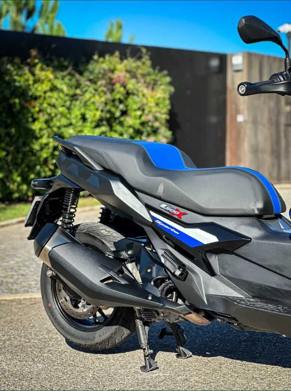 BMW C400X Connectivity como nova