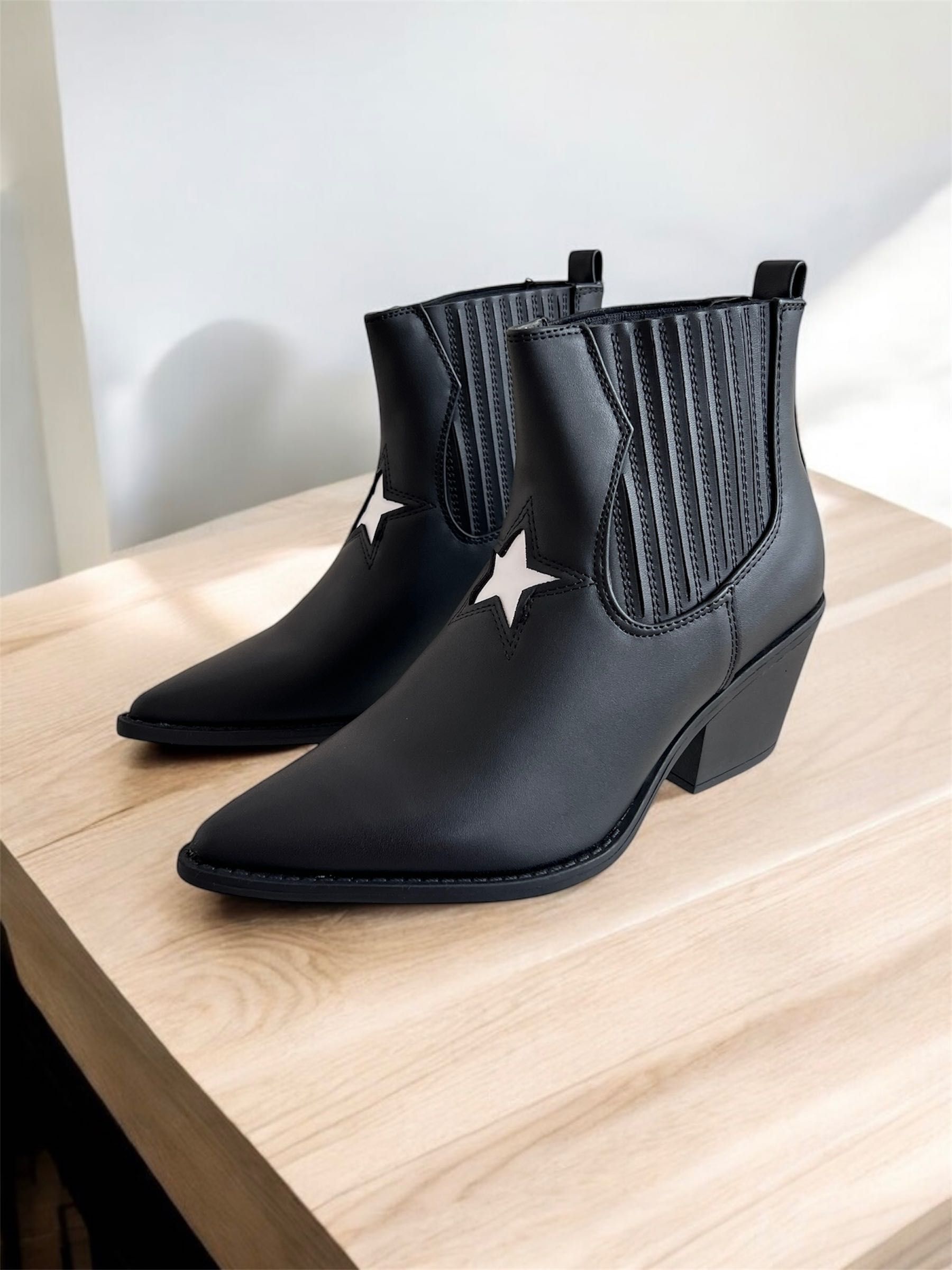 39 Sklep NOWE botki damskie wsuwane kowbojki model 1539