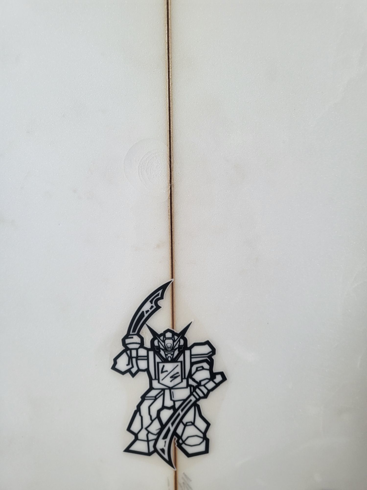 Surfboard Pukas "the roach"