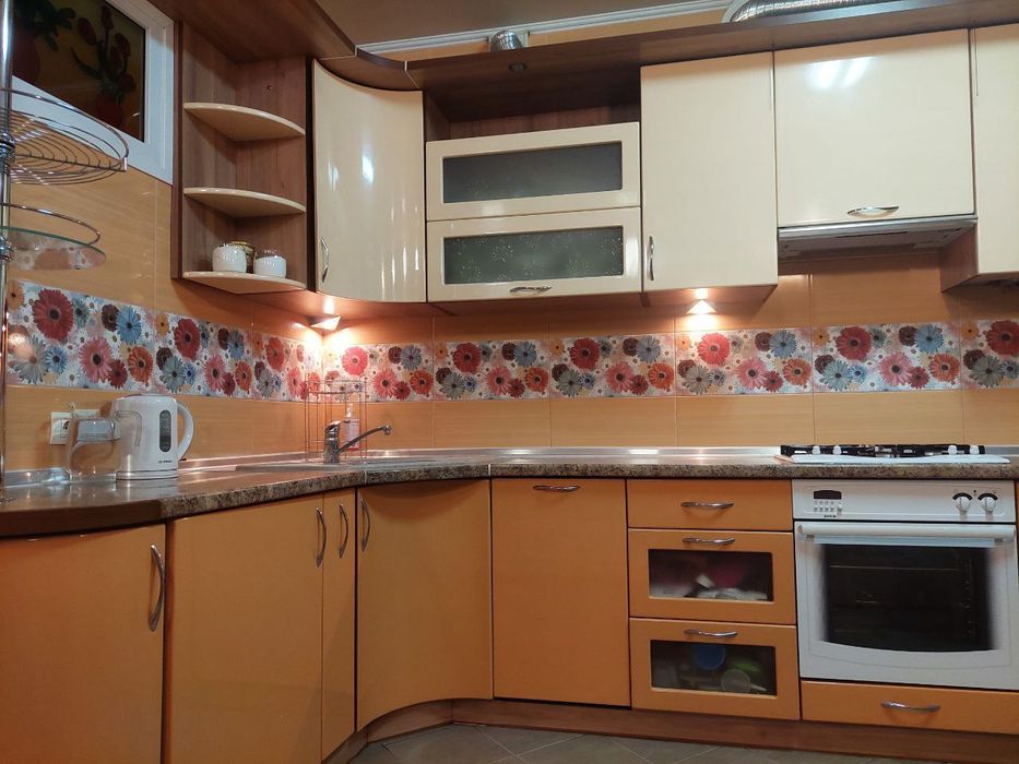 Оренда 2рівневої квартири в самому центрі міста