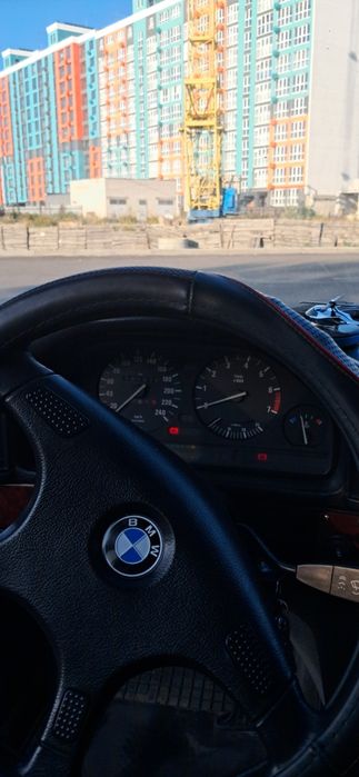 Продам BMW E34 1988 года