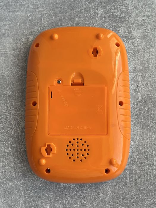 Продам навчальний планшет Дошколярик українською мовою