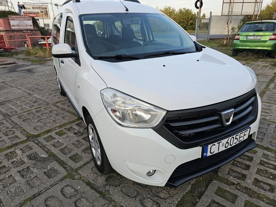 Dacia Dokker Dacia Dokker 2013 rok 1,2 benzyna 115 kM Nawigacja 164700 km ZAREJESTR