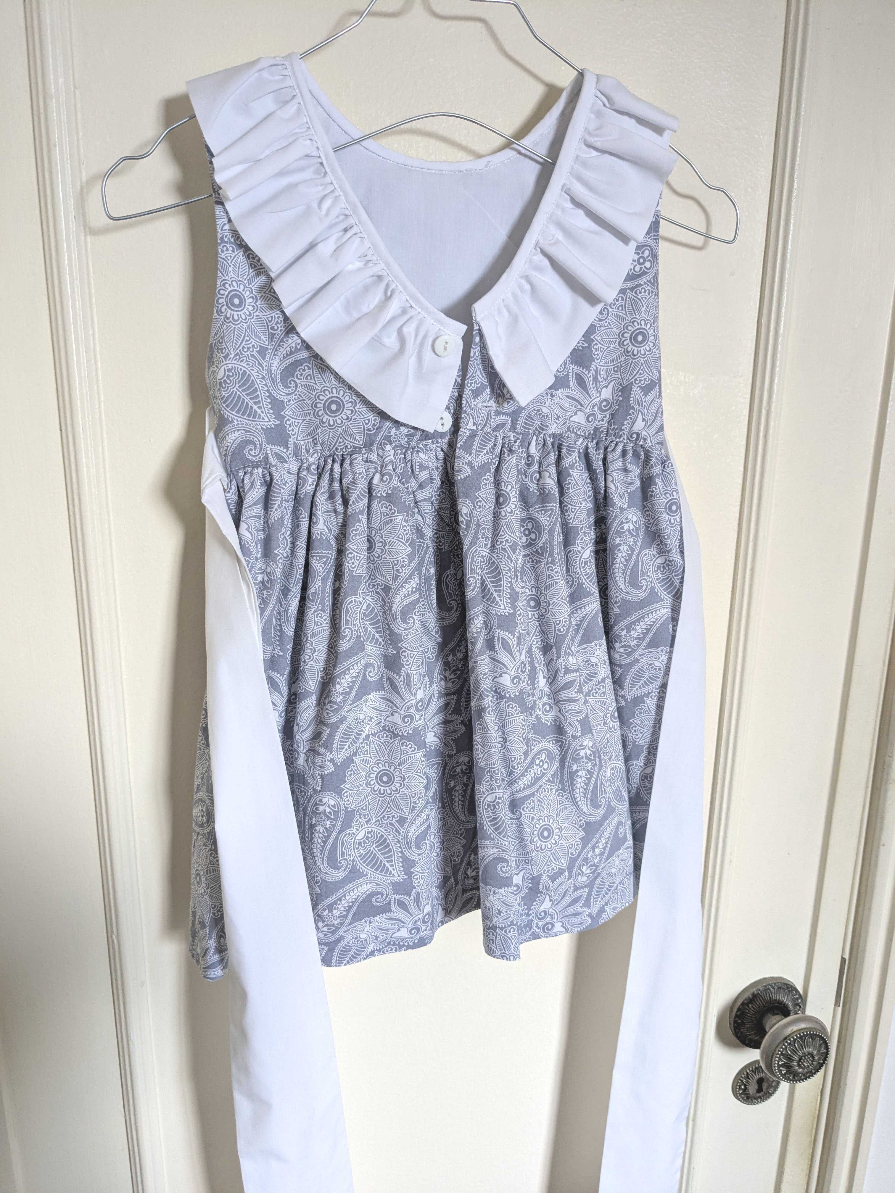 Patinhos – Vestido Estampado Floral, com Gola e Faixa (4 Anos)