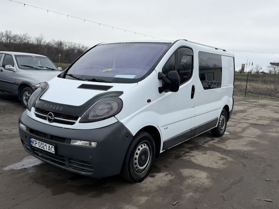 Opel Vivaro 2002 год 1.9 дизель