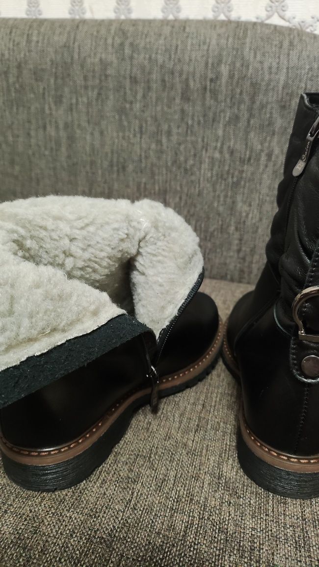 Зимние ботинки с мехом