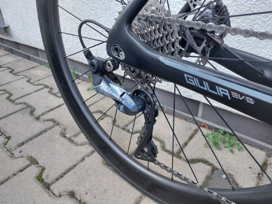 Rower szosowy Sensa Giulia Evo Disc Ultegra 2x11, full carbon, AERO