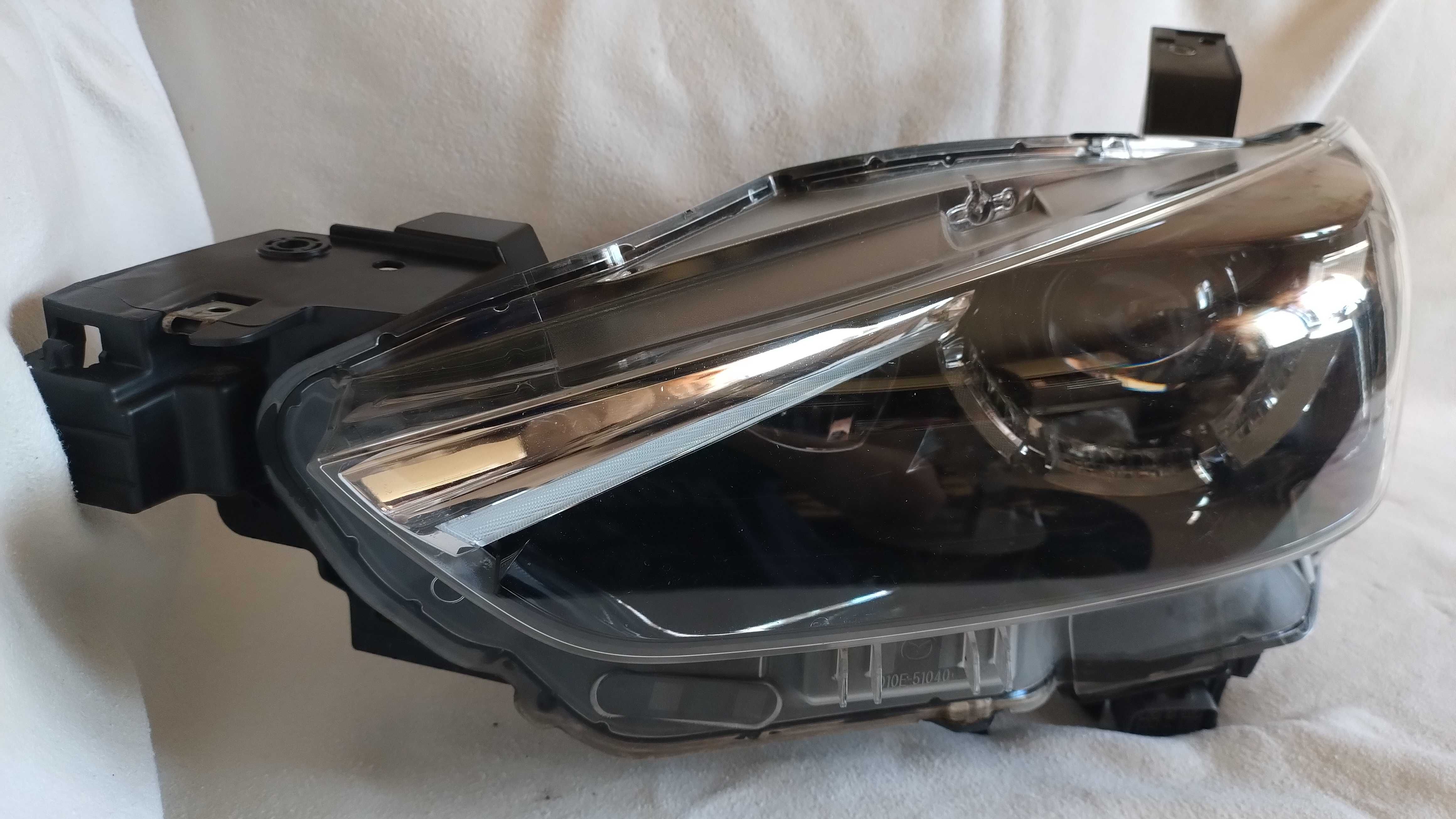 Lampa Lewa Reflektor Przedni Lewy Full LED Mazda CX-3 CX3 10 PIN