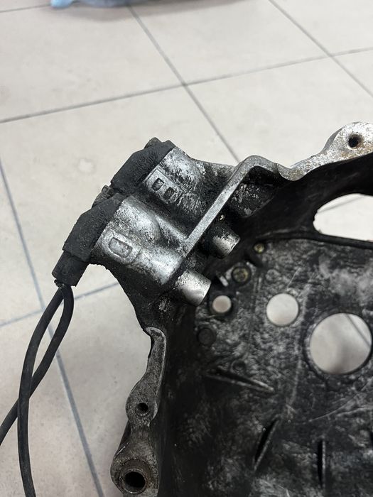 Dzwon skrzyni BMW E24 E28 E23 E30 M3 Getrag 265 Dogleg 262 Overdrive