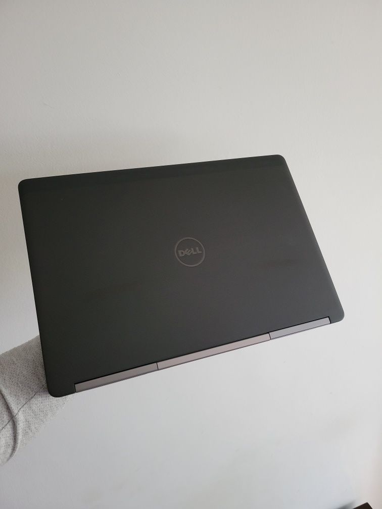 Ноутбук Dell Pcecision 7510/i7-6920HQ/Ram16gb/SSD256gb/Quadro M2000m