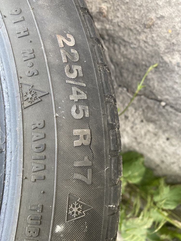 Резина літня Continental 225/45 R17
