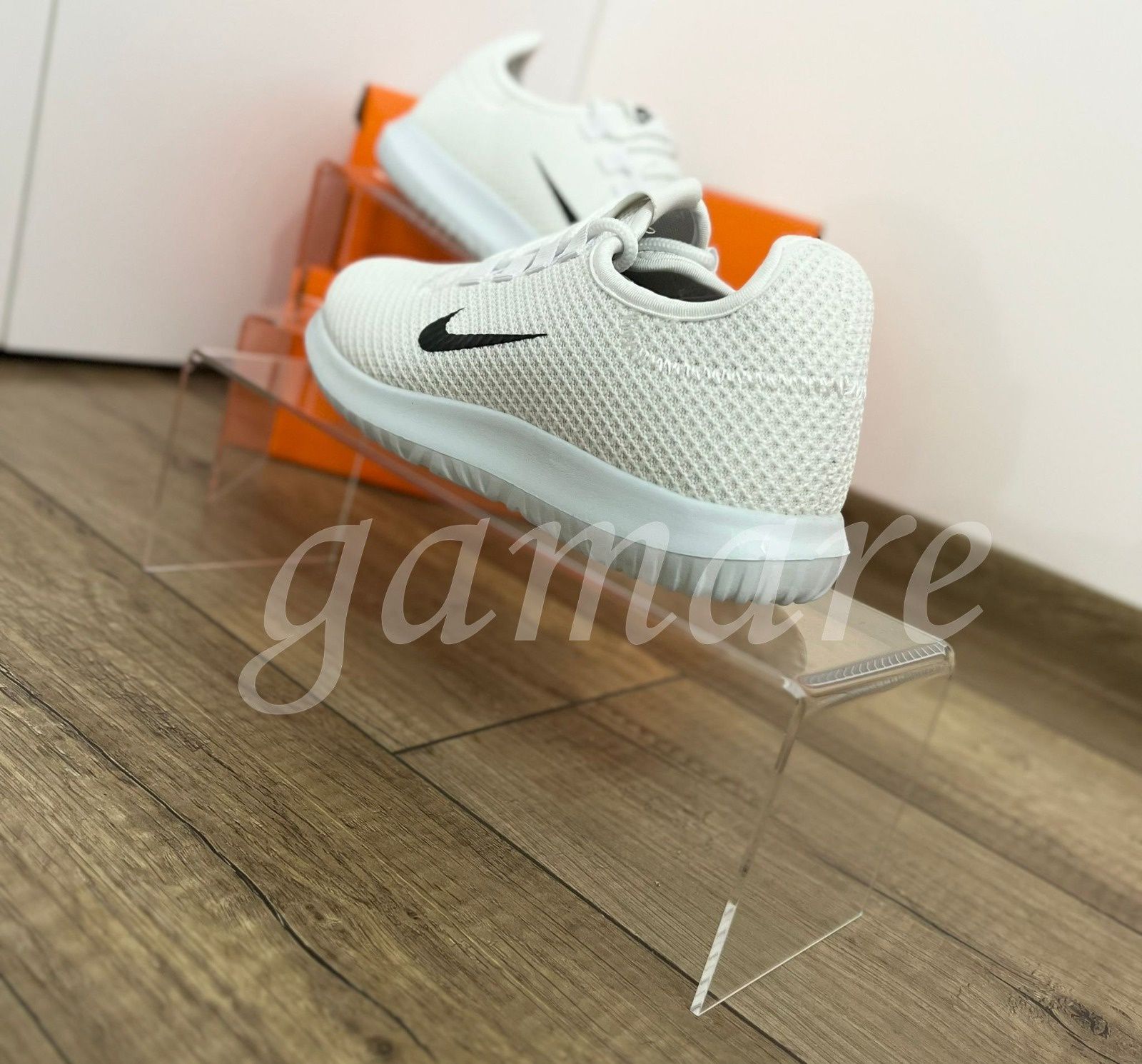 białe damskie nowe buty Nike na siłownię białe sportowe  Nike