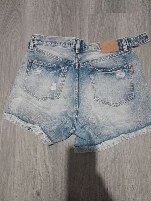 Продам шорти і юбки джинс