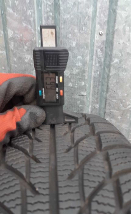 koła zimowe 195/60/15 Toyota Avensis Corolla E210 Prius Verso S 5x100