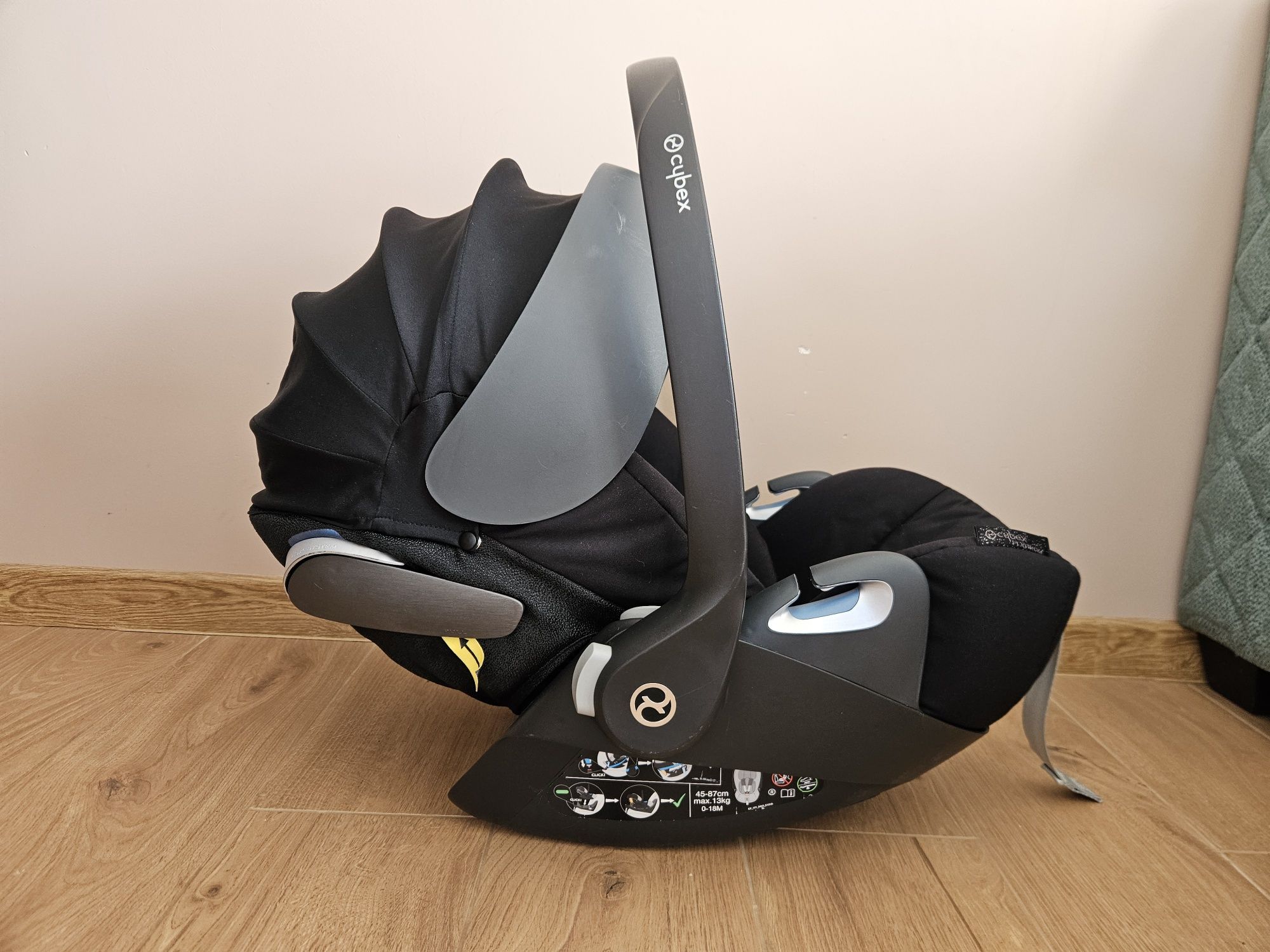 Fotelik Cybex Cloud Z i-Size + obrotowa baza ISOFIX Base Z