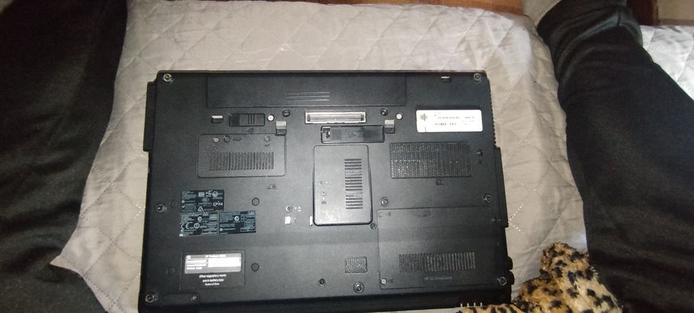 Portátil HP i5 Windows 7 pro