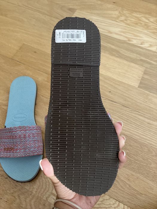 Sandálias Havaianas novas