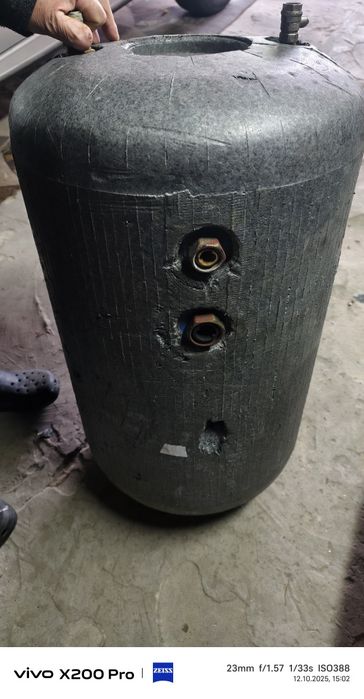 Zbiornik dwu płaszczowy c.o