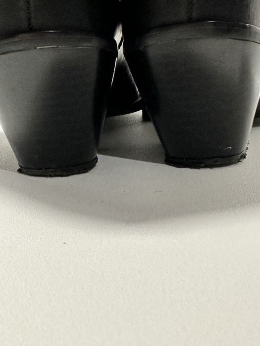 Шкіряні казаки Zara