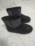 Уггі чорні  (  ugg)