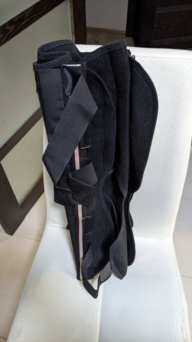 Бандаж, фіксатор на ногу