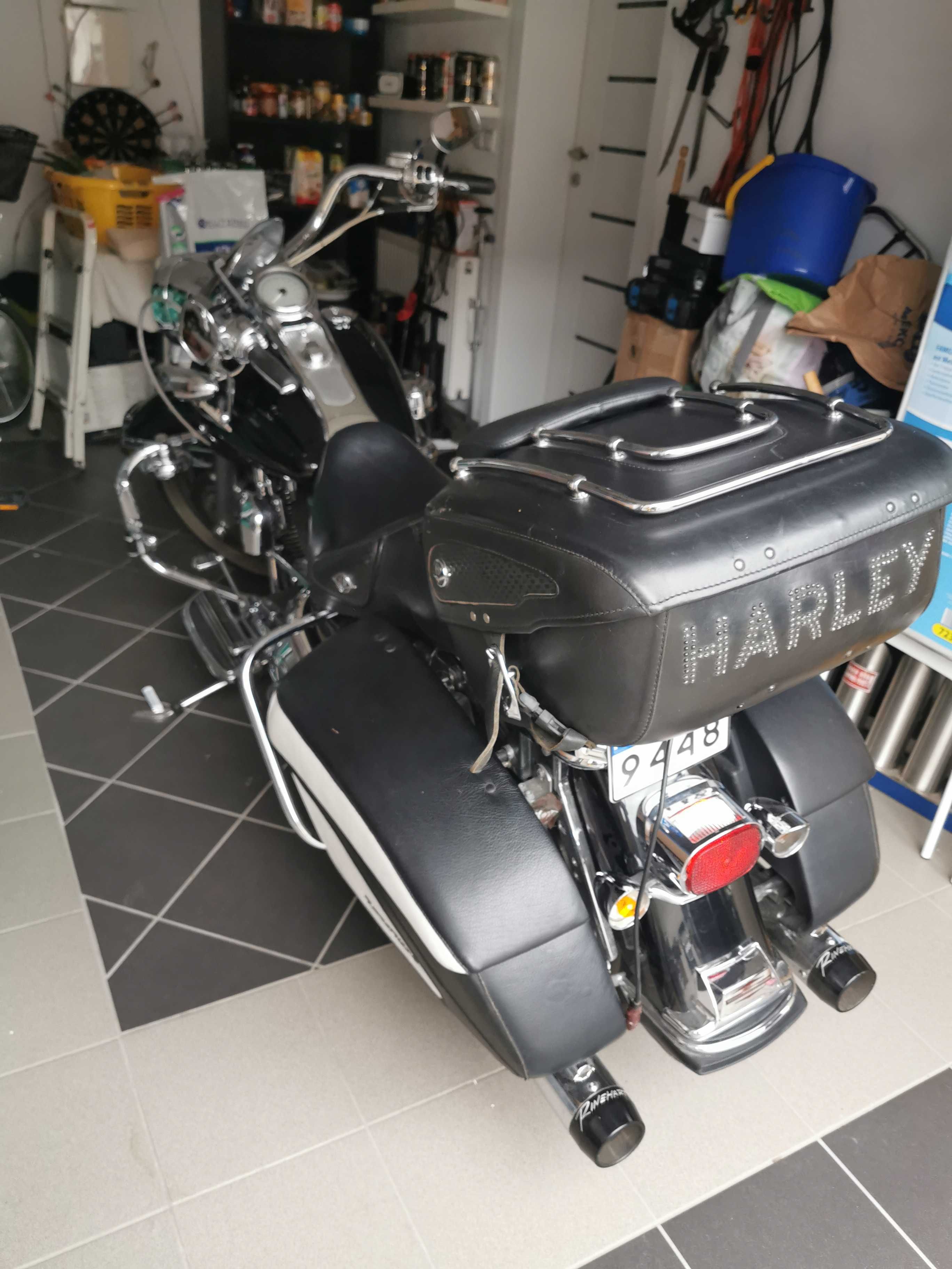 Harley Davidson Road King  Custom ( FLHRI) 11.2004