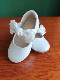 Białe buty/buciki, baletki r.23