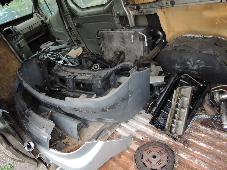 WSZYSTKIE części Renault Trafic 2 Opel Vivaro A 1 I 01,02-14 2.5 DCI