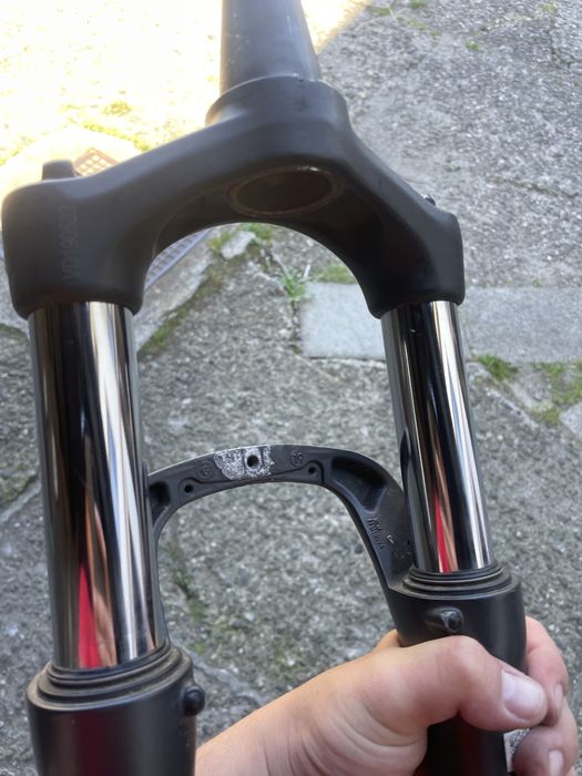 Sr Suntour XCM sztywna os qr