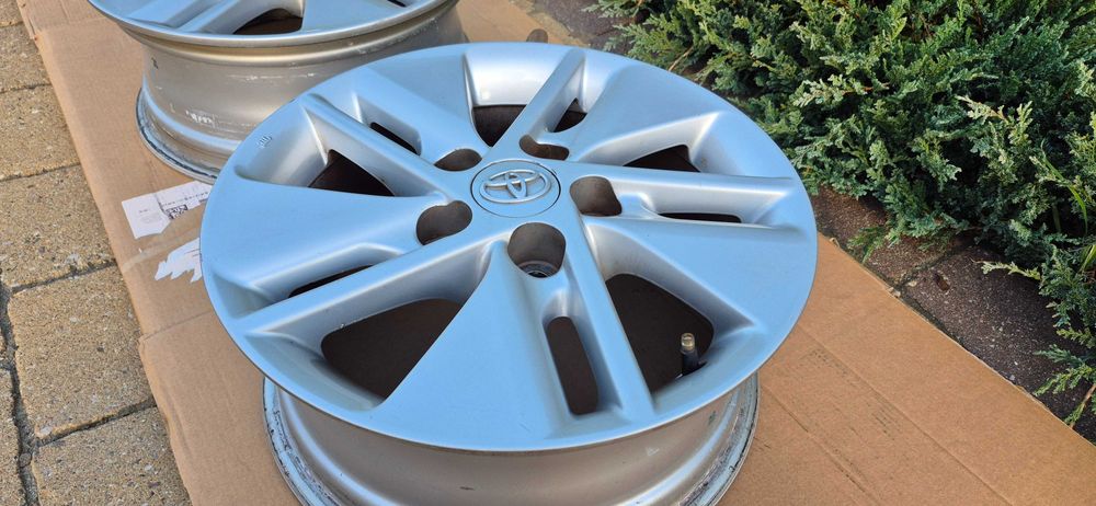 Alufelgi 15 15x6j et 39 do Toyota
