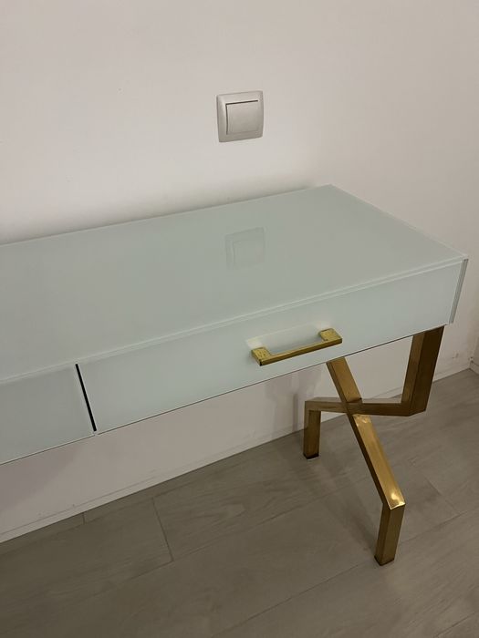 Consola de entrada da best design