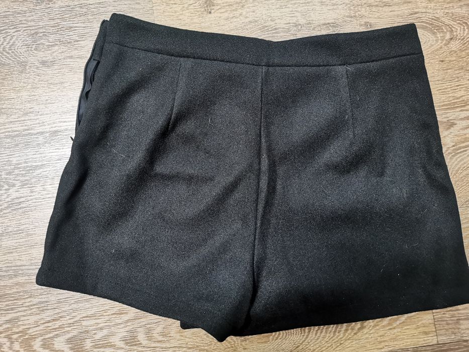 Шерстяная юбка шорты