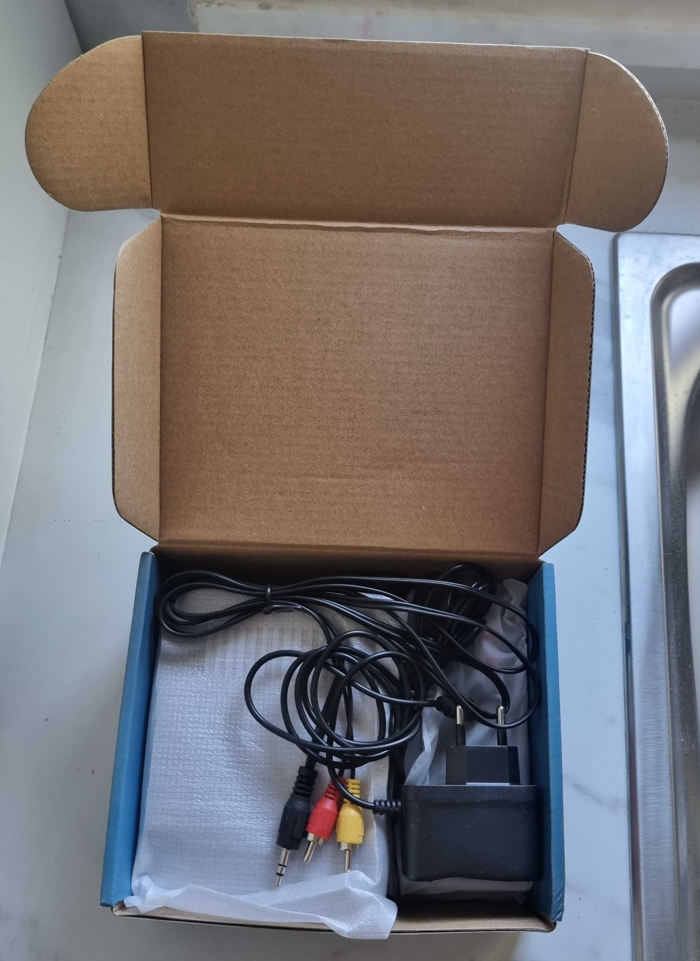 Consola Retro com 620 Jogos