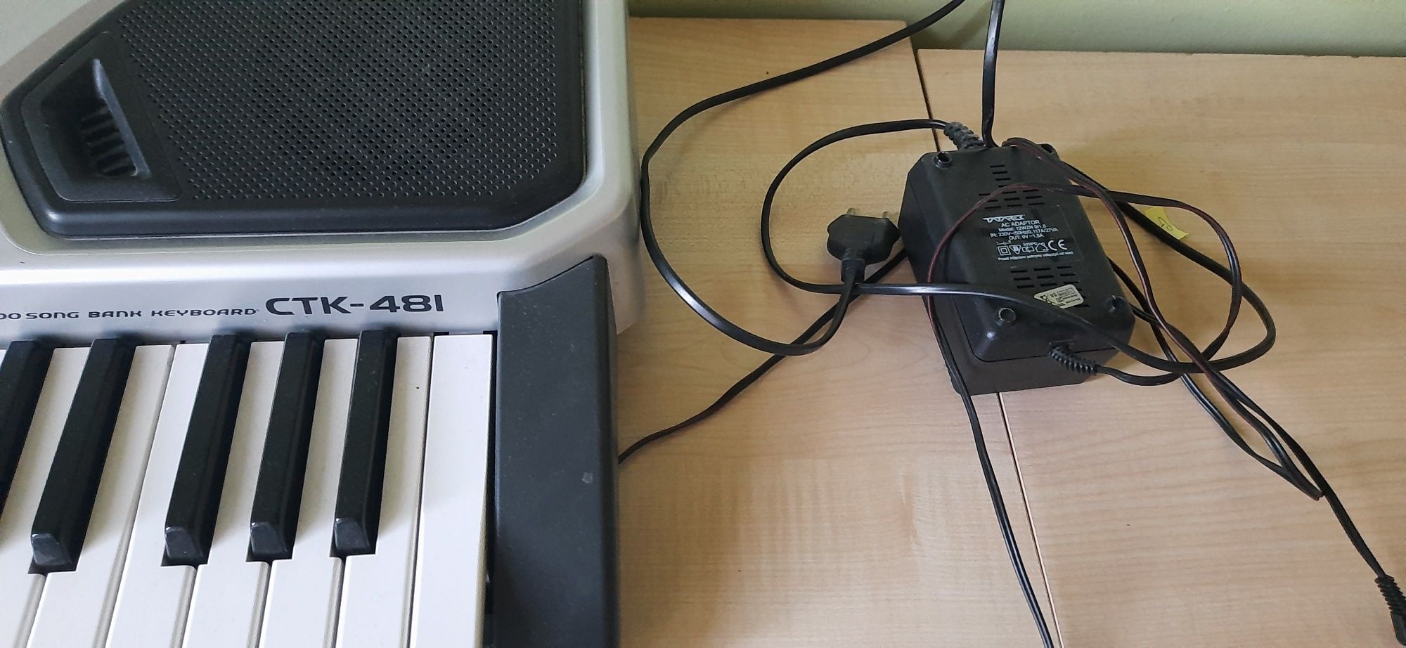 Keyboard ctk 48l
