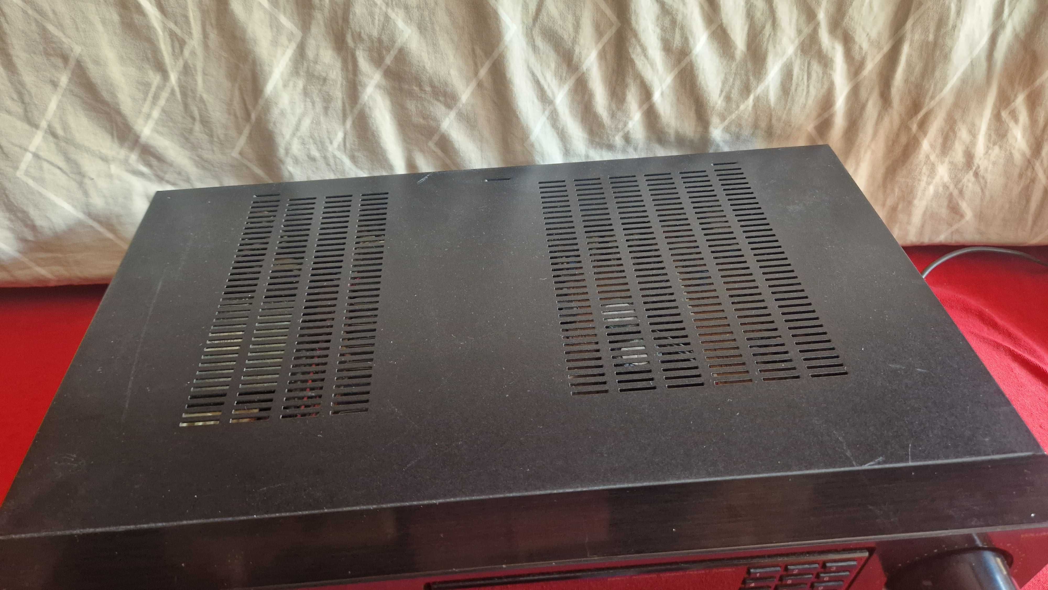 Amplituner Sony STR-AV310