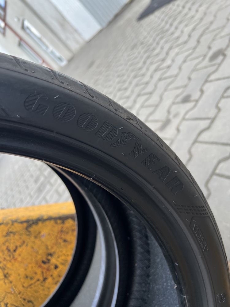 Шини резина 225 40 R19 Good Year 2021р протектор 6.6мм