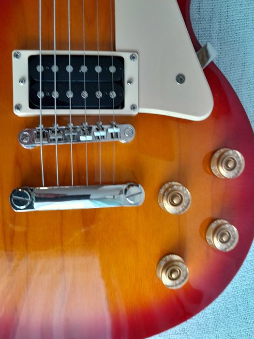 Gitara elektryczna Epiphone Les Paul 100 by Gibson + szereg gratisów