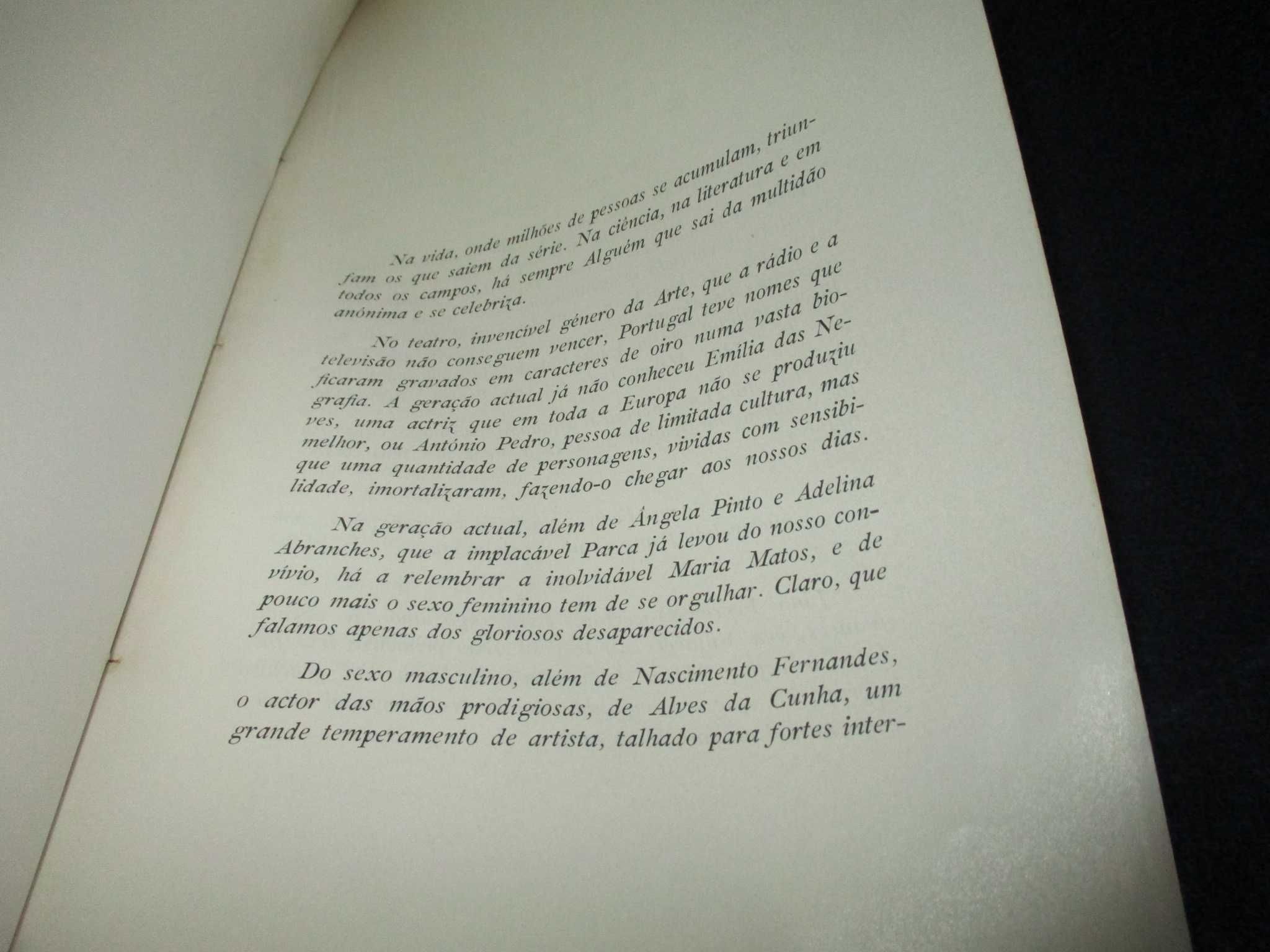 Livro In Memoriam de João Villaret