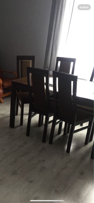 Sprzedam rozkladany stol z krzeslami