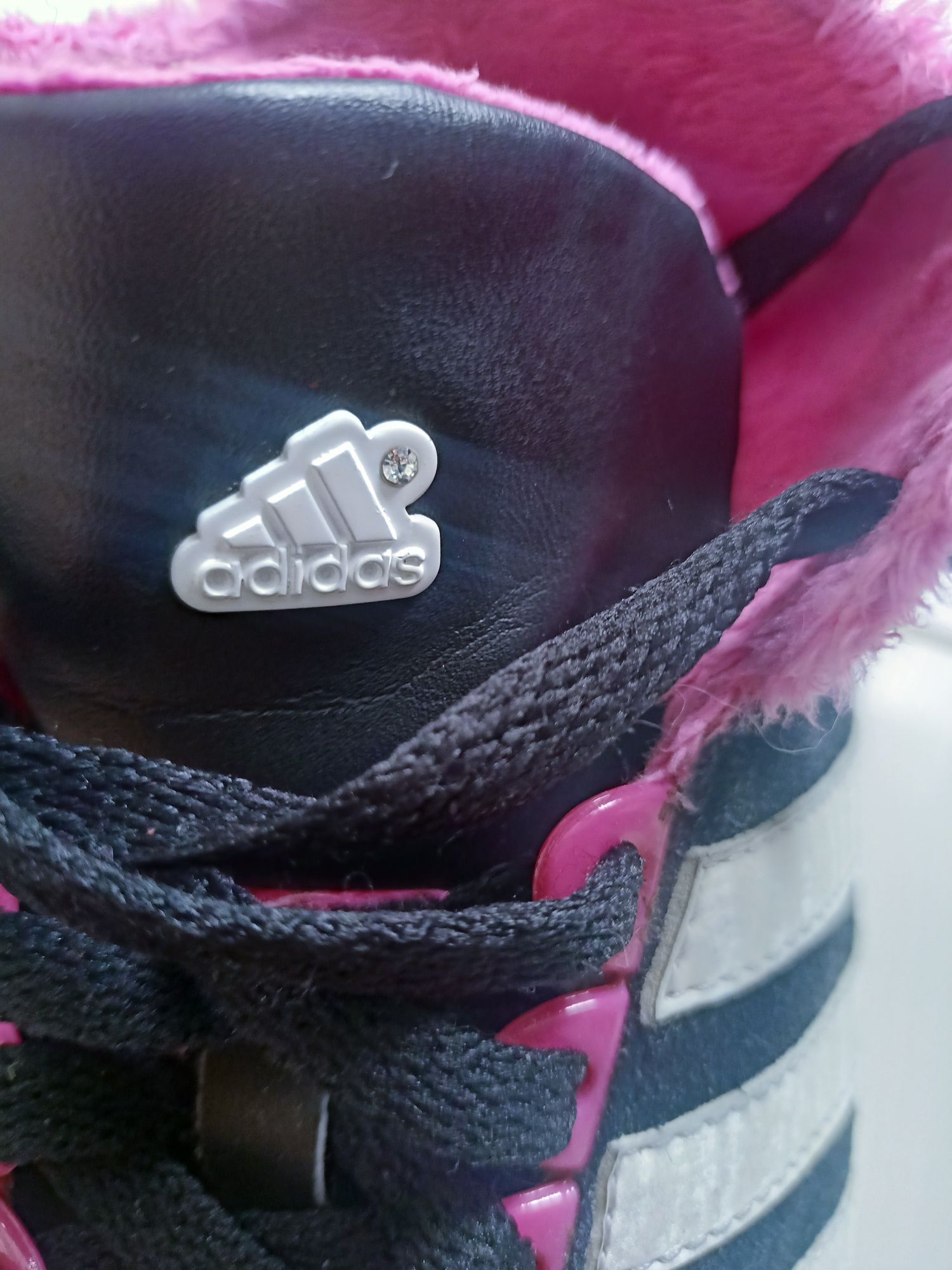 Adidas tenisówki za kostkę 36 z futerkiem