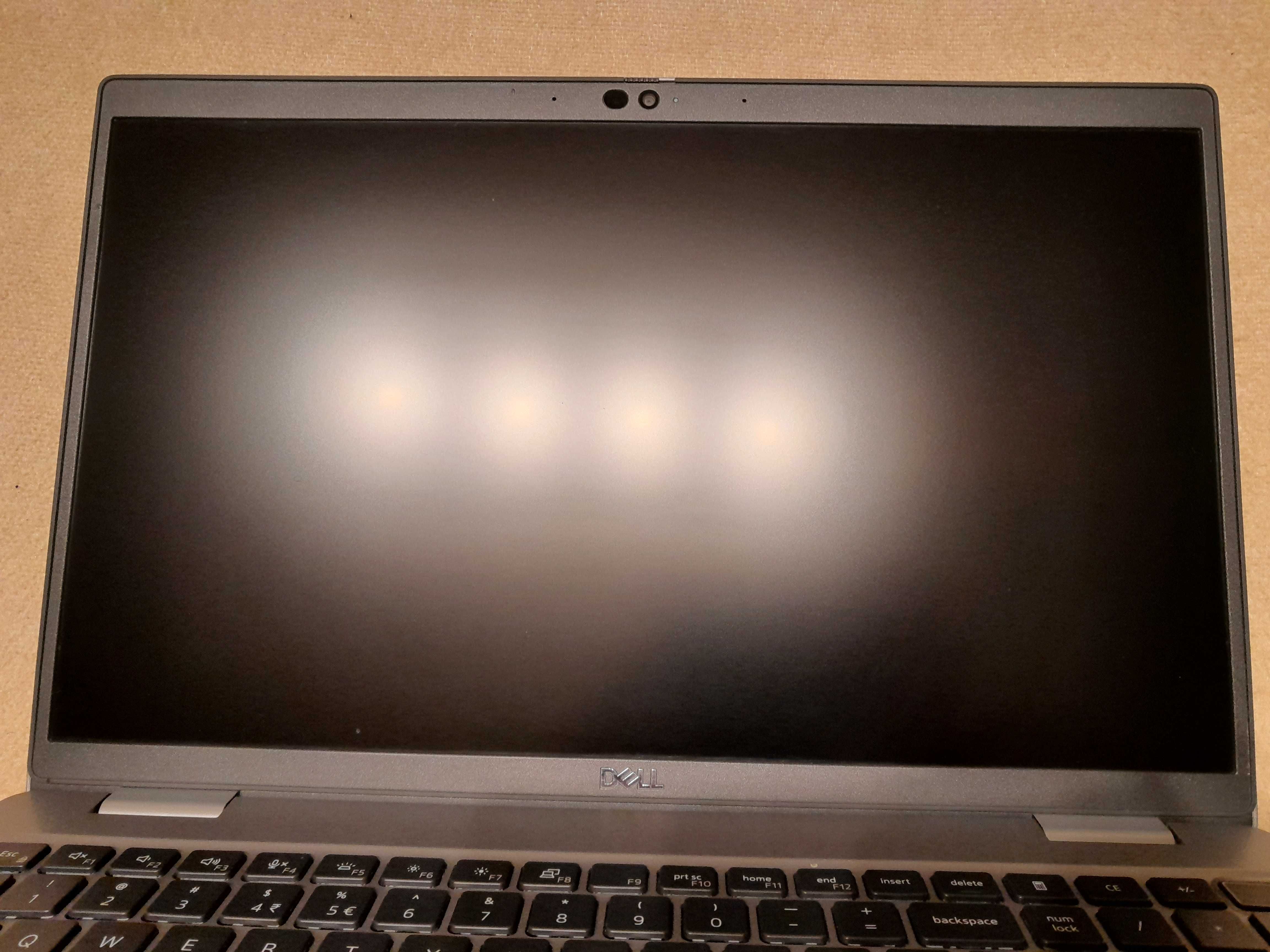 Notebook biznesowy Dell Latitude 5520 Laptop, zestaw, stacja dokująca