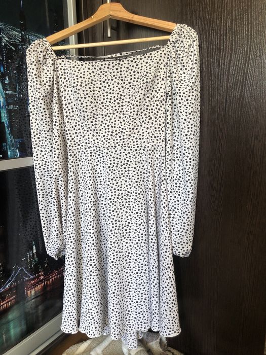 Сукня,плаття з довгим рукавом