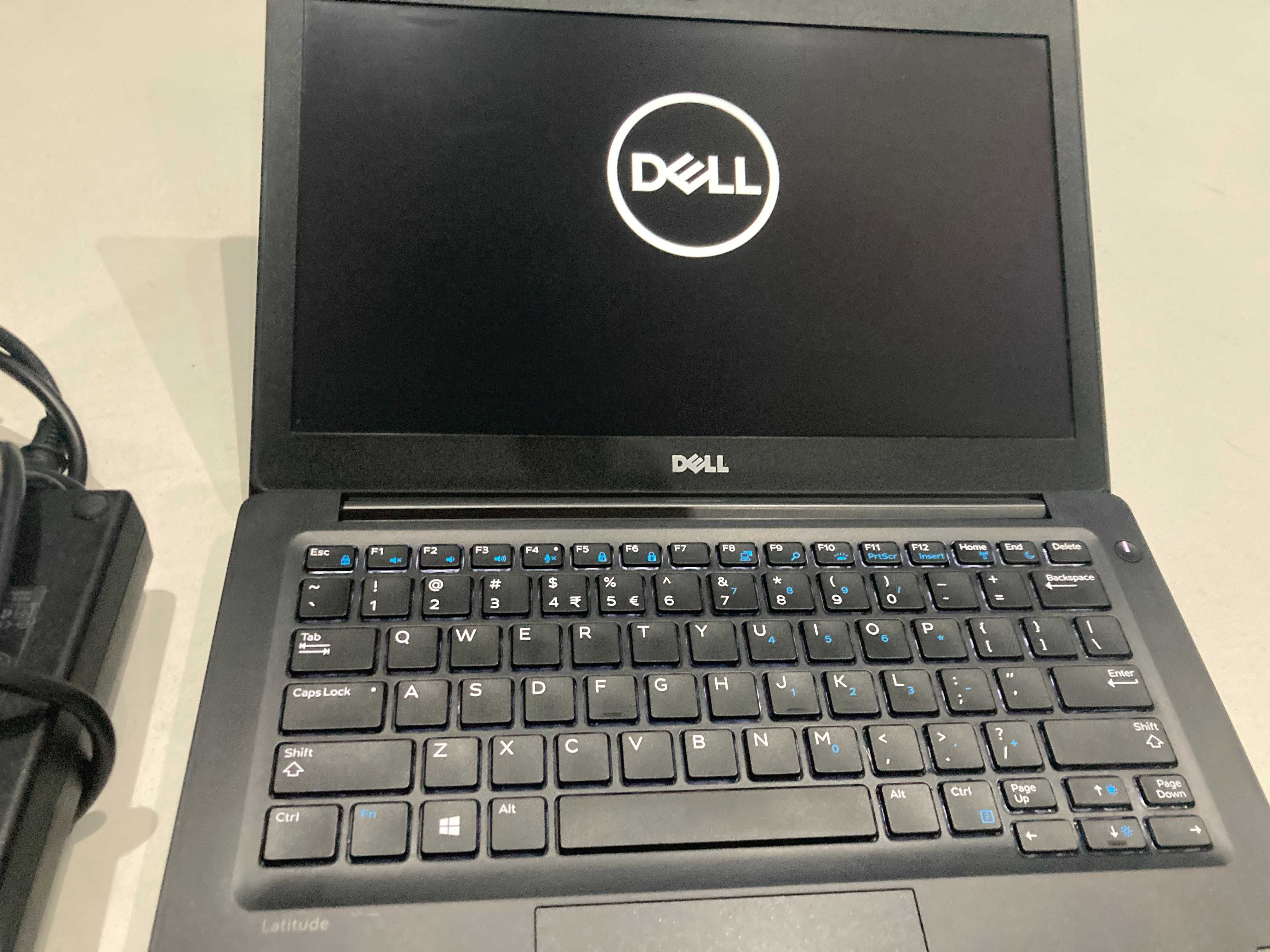 Dell E7280 12,5 " Jedyny taki LTE i7 8 GB 256 GB 1920x1080 podśw. klaw