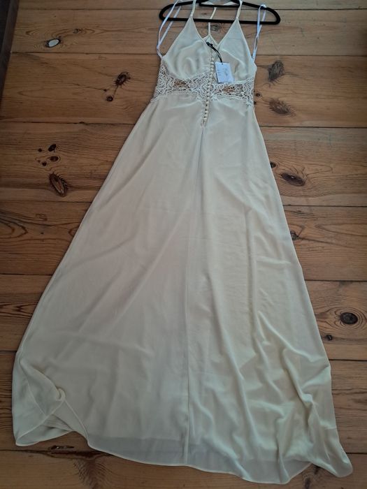 Zmysłowa sukienka Jarlo Kremowa Nowa