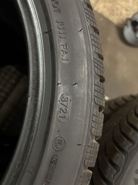 Komplet opon zimowych 205/45 R17