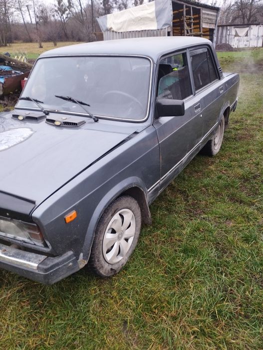 Продається автомобіль, перший власник.