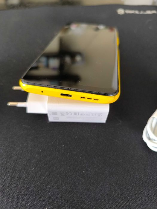 Poco M3 64G Amarelo em excelente estado.