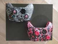 Xbox one + 2 pady