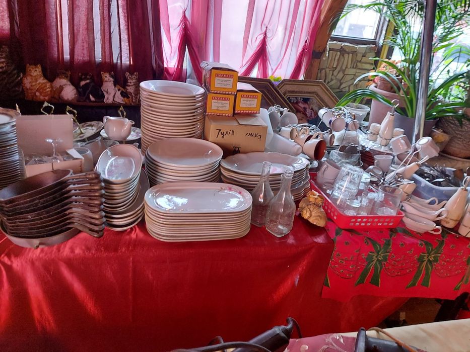 Посуда тарелки и